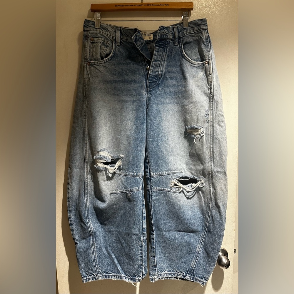 Free People Barrel Jeans